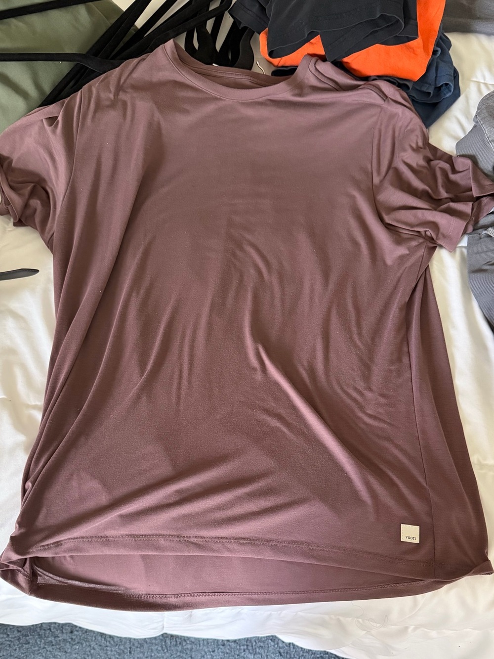 Vuori Men's Short Sleeve Tee in Mauve
